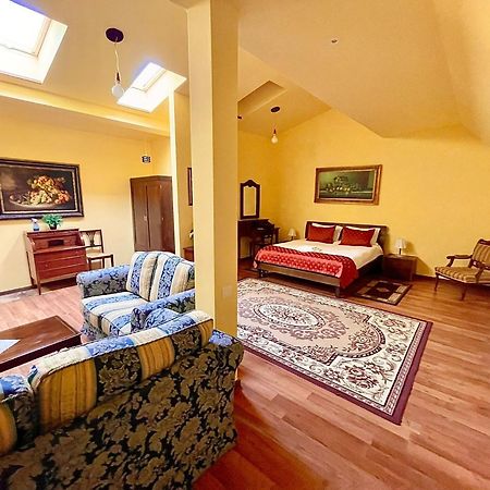 Casa Republicii Hotel Brasov Ngoại thất bức ảnh